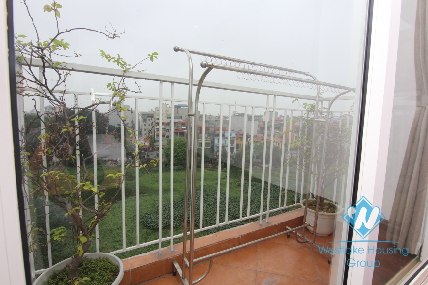 03 bedrooms apartment for rent in Xuan Dieu st, Tay Ho district 